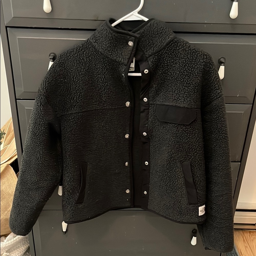 North Face Women's Black Sherpa Jacket